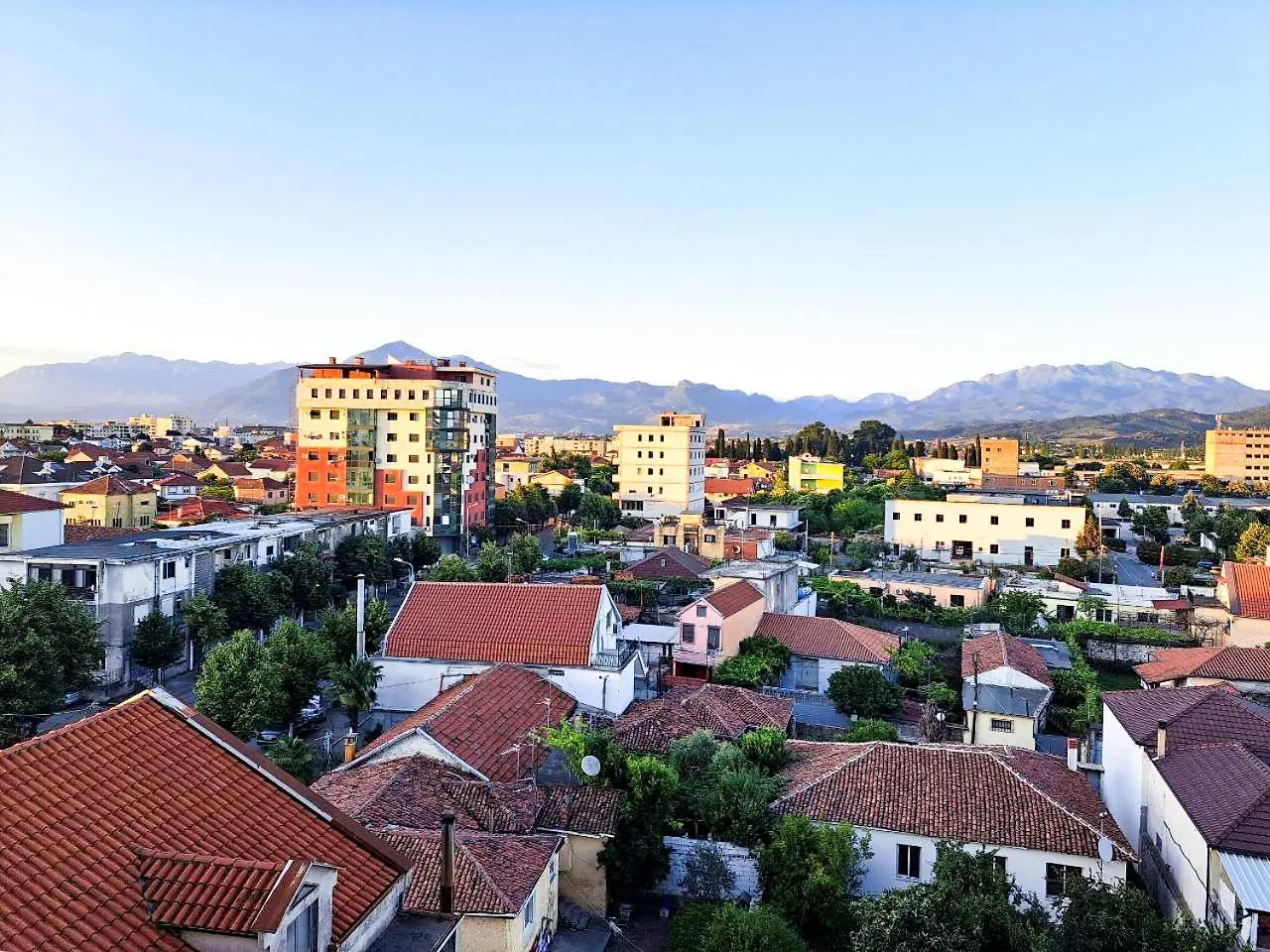 Shkoder Central Apartment Near Cathedral And City Center 0*,