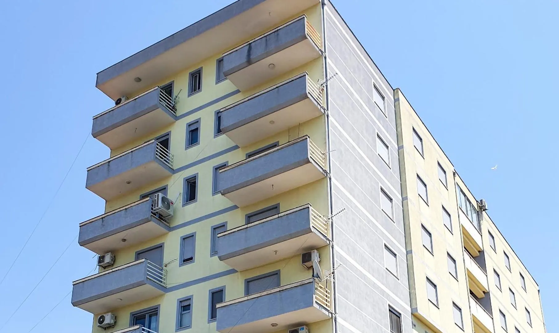 Shkoder Central Apartment Near Cathedral And City Center