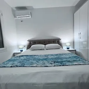 White Luxury Apartamento