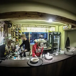 Arka Hostal